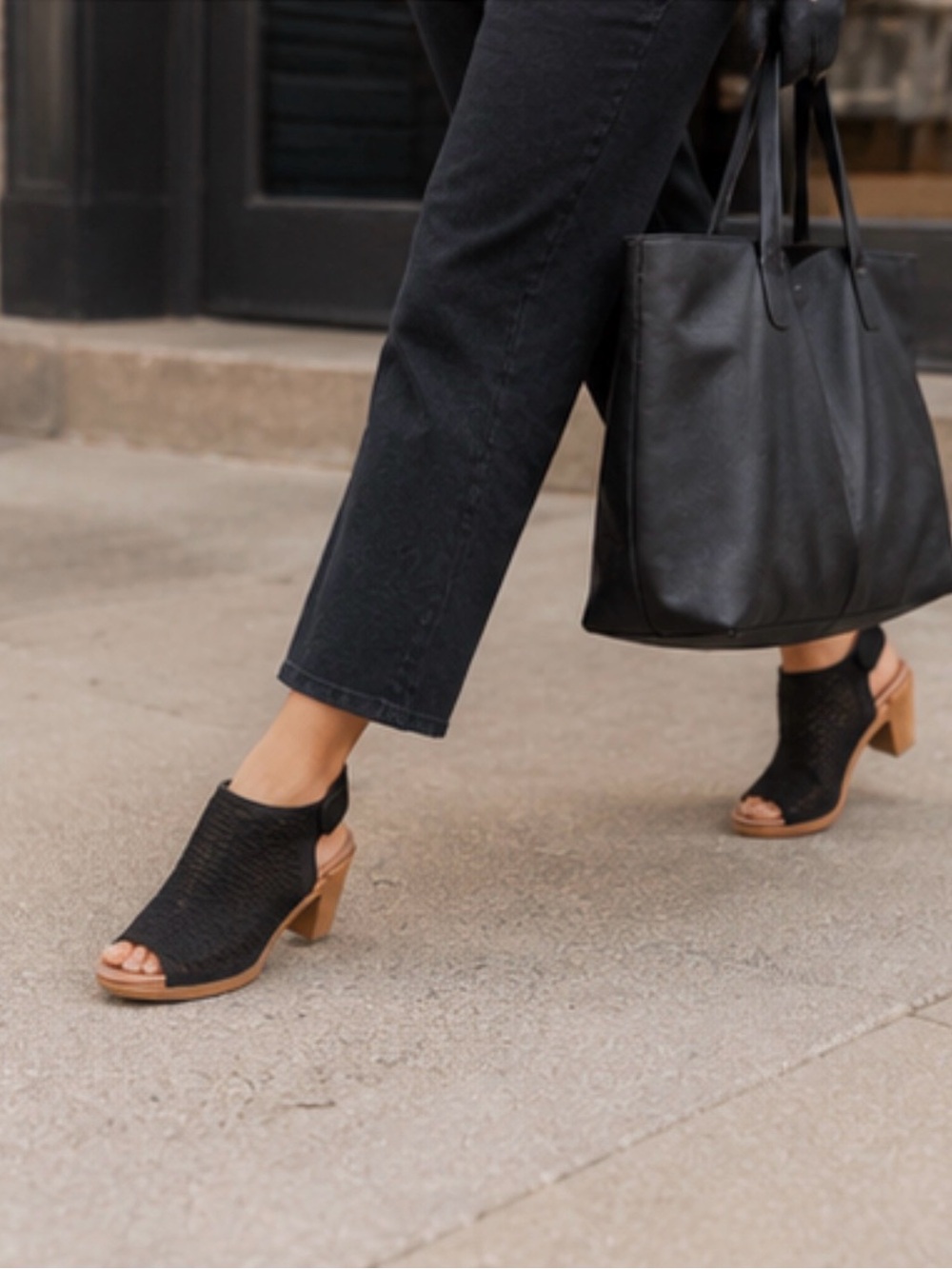 Dansko Danae Black Milled Nubuck Leather Cutout Heels | Size 8.5 / EU 39